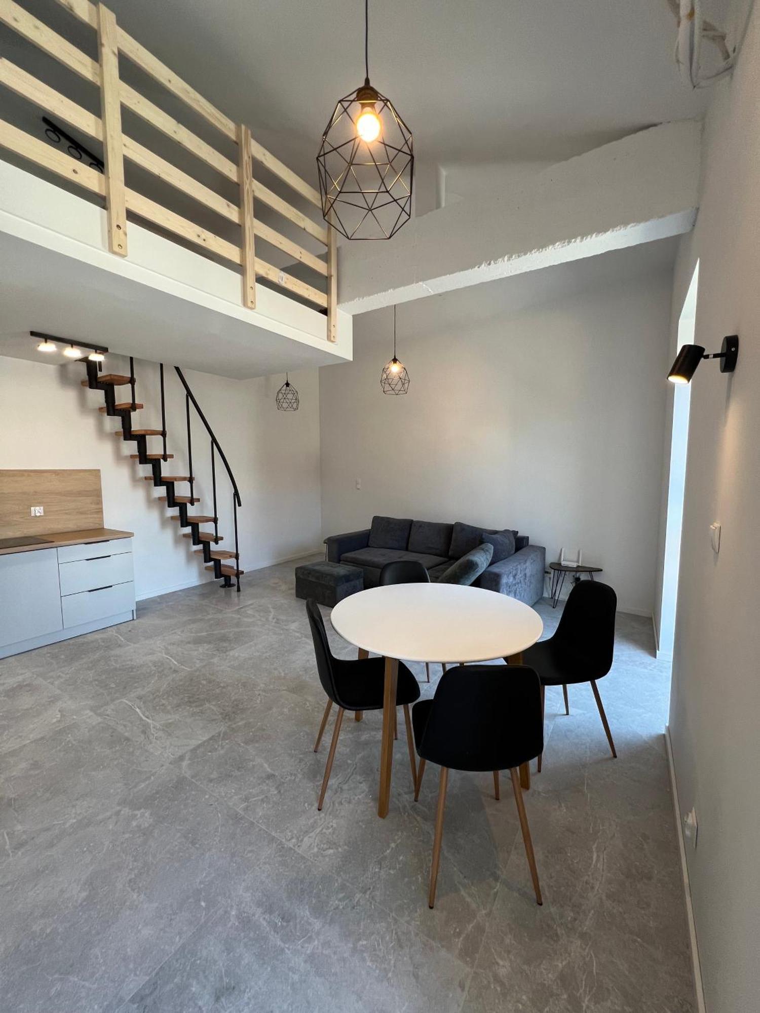 Dwupietrowy Loft Fabryka Welny 2 # Nestapartamenty Bielsko-Biała Exteriör bild